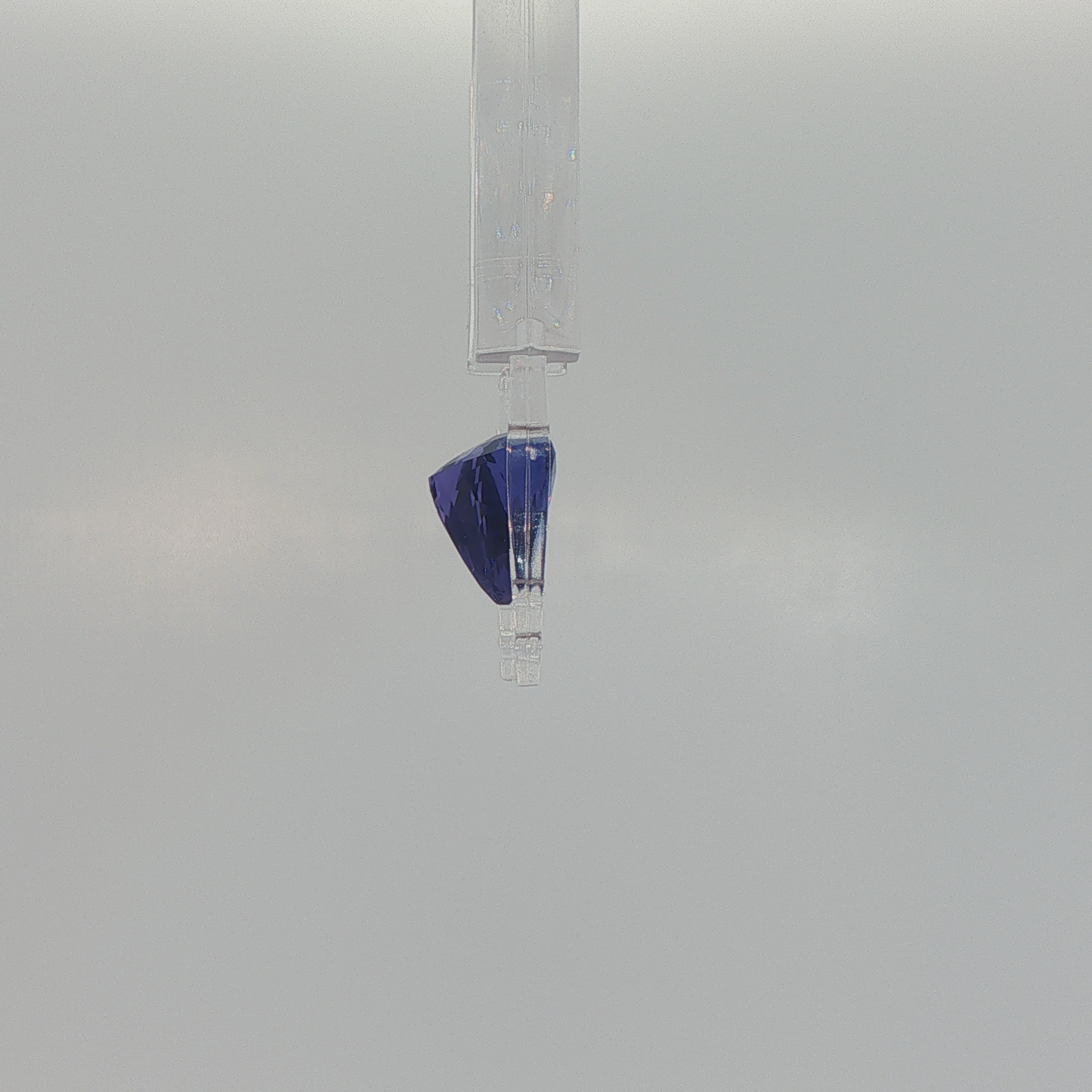 Tanzanite 6.62 ct Trillion Cut