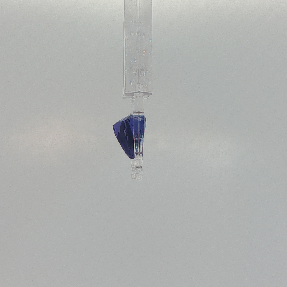 Tanzanite 6.62 ct Trillion Cut
