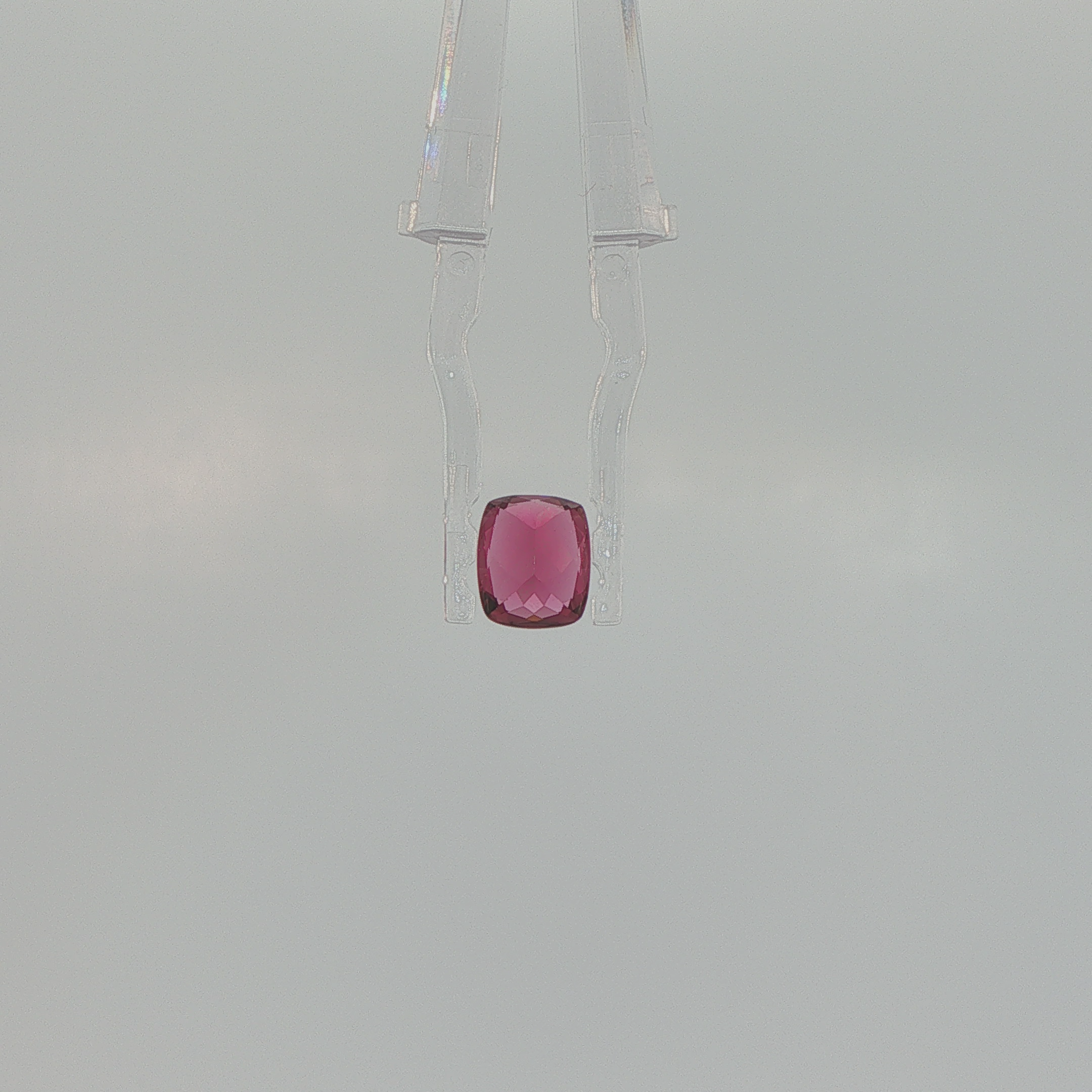 Rhodolite Garnet 1.83 ct Cushion Cut