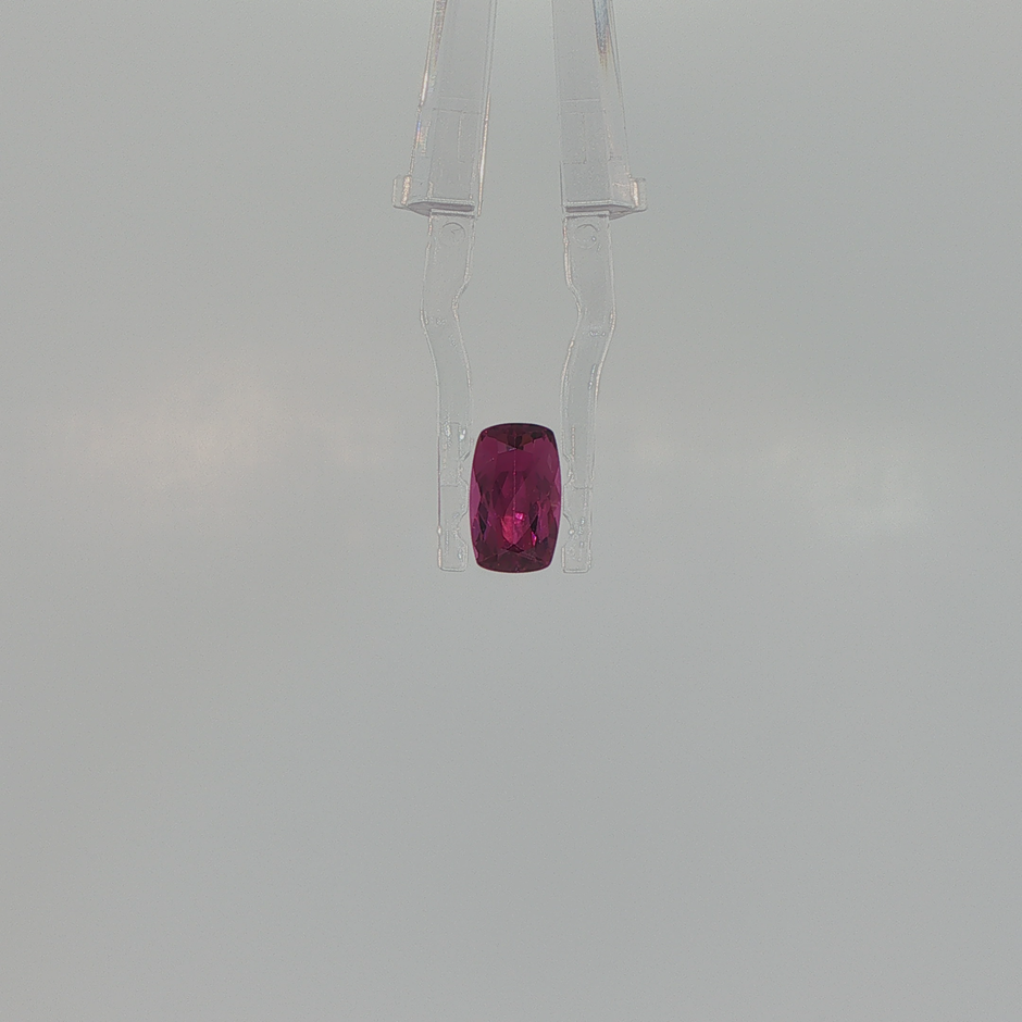 Rhodolite Garnet 1.64 ct Cushion Cut