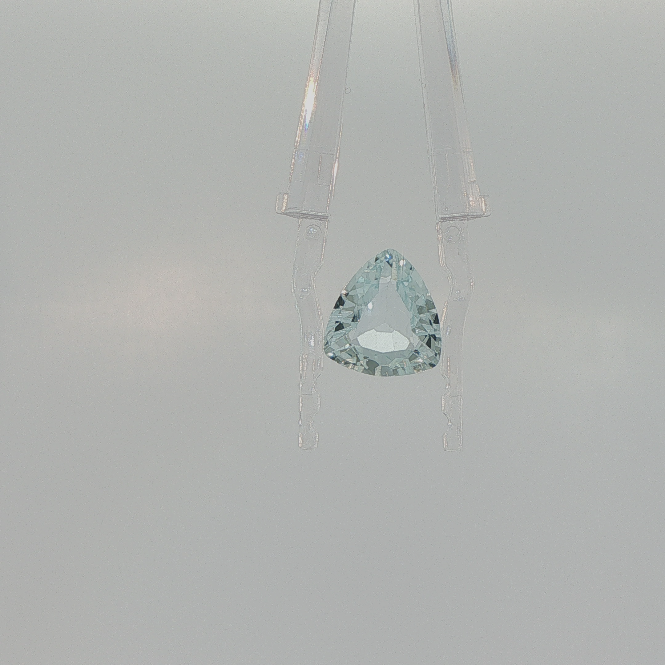 Natural Aquamarine 3.78 ct Trillion Cut